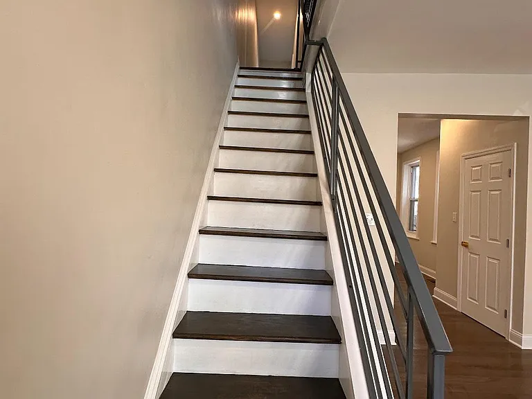 1822 S 22nd St — Photo 14