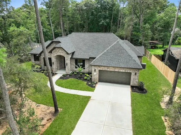 22303 Desert Willow Drive, Magnolia, TX 77355