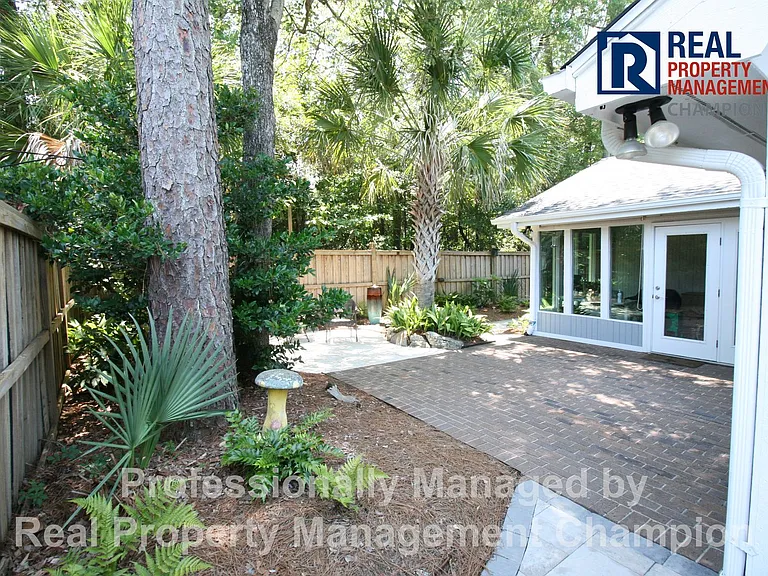 6741 Cable Car Ln — Photo 26