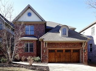 321 N Bemiston Ave, Saint Louis, MO