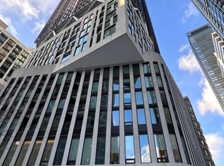 238 SE Simcoe St #3204, Toronto, ON M5T 0E2