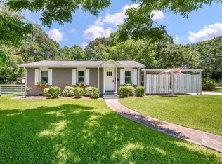 8 Paula Dr, Charleston, SC 29407