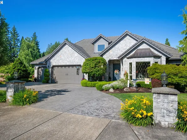 2889 SE Myrtlewood Way, Gresham, OR 97030