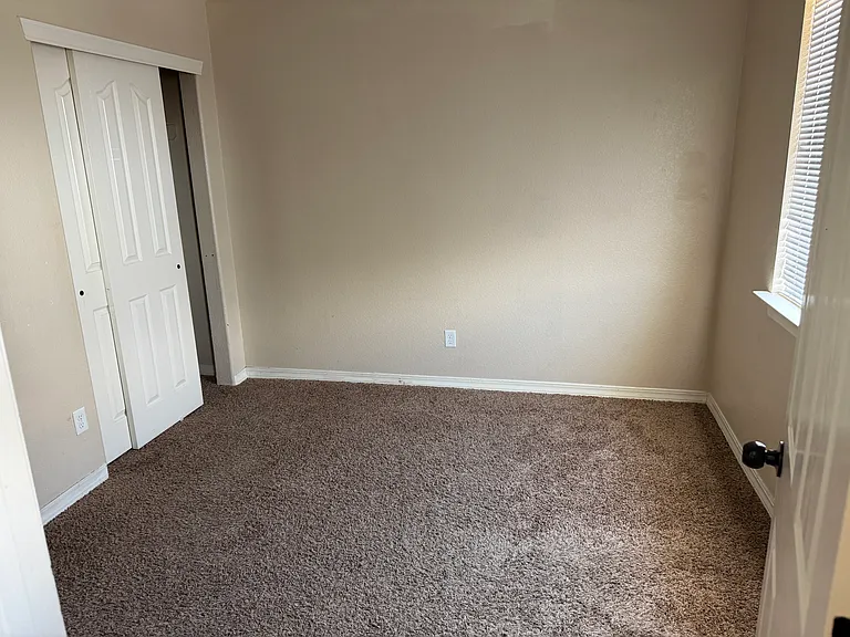 14429 Fernando Zubia Ave — Photo 23