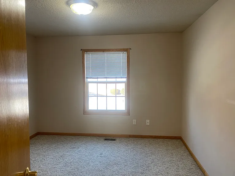 3345 Heatherton Dr #1 — Photo 6