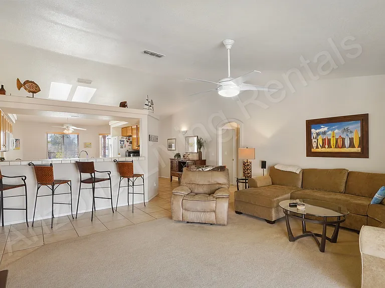 2665 Daytona Ave — Photo 6