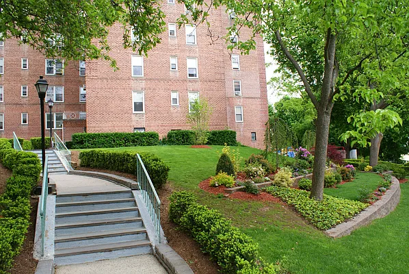 Sold by Keller Williams Realty Group | media 10