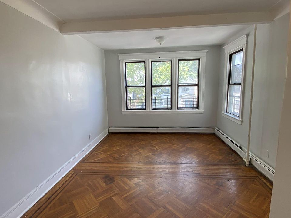 2nd image of 22 Eastern Pkwy #2F
