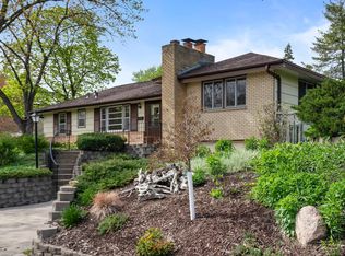 1100 Rhode Island Ave N, Golden Valley, MN 55427