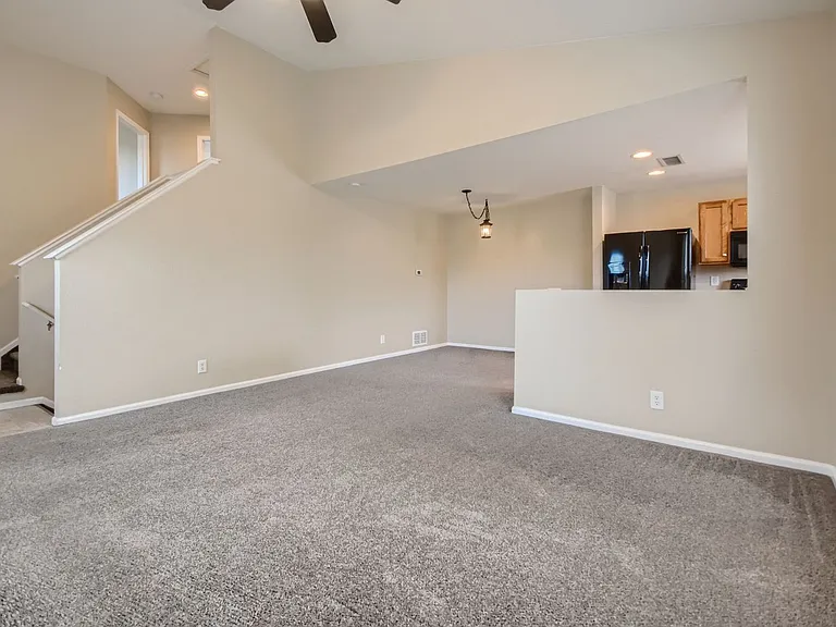 18817 E 57th Pl — Photo 6