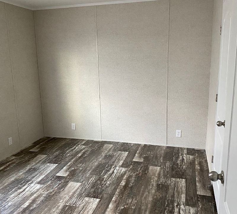 2nd image of 57 Bream St
