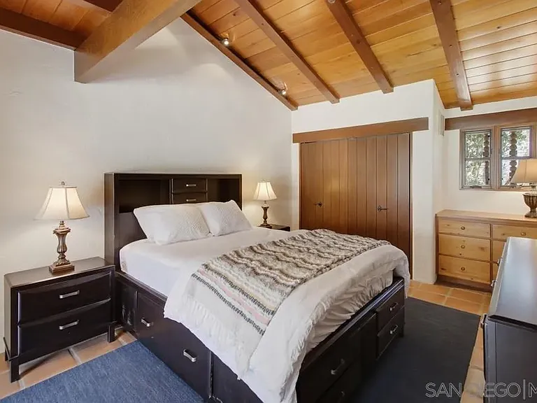 5443 Calzada Del Bosque — Photo 54