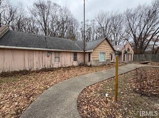 10181 Jefferson Rd, Osceola, IN 46561