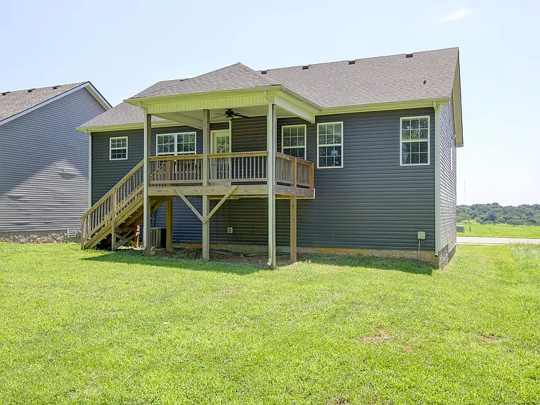 1121 Cardinal Creek Dr — Photo 16