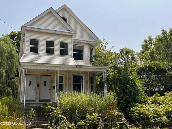 (undisclosed Address),