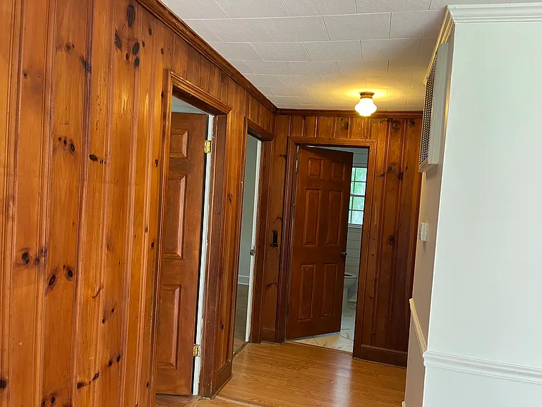 Sparrow Springs Rd — Photo 22