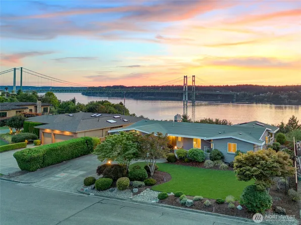 2702 Vista View Drive, Tacoma, WA 98407