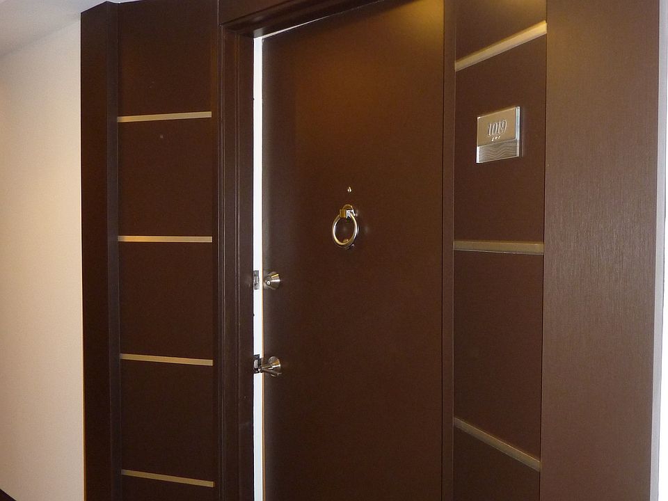 1st image of 5701 Collins Ave APT 1019