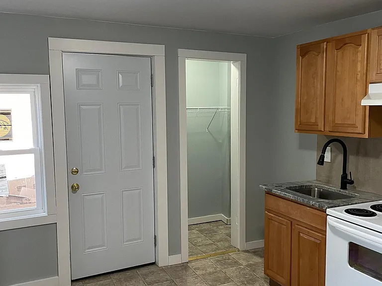20 Vigeant St — Photo 2