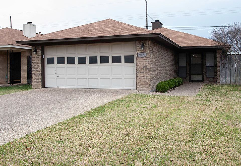 1st image of 918 Chapel View Dr