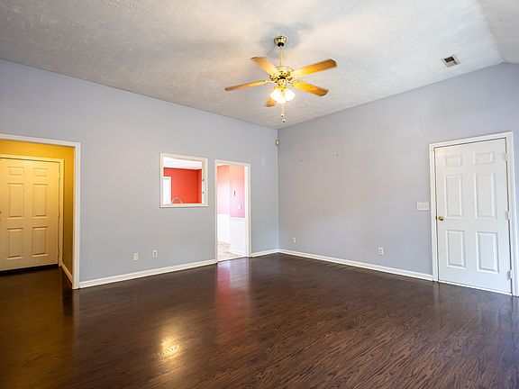 5th image of 8218 Minehead Dr