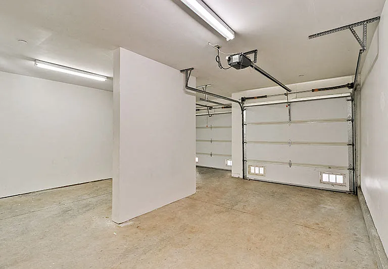 THE CLAY STREET RESIDENCES — Photo 37