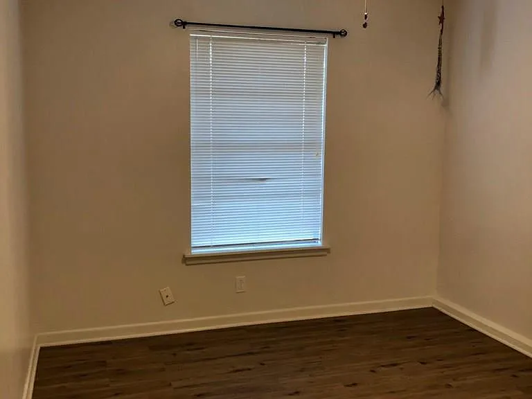 234 Emerald Ln #4 — Photo 10