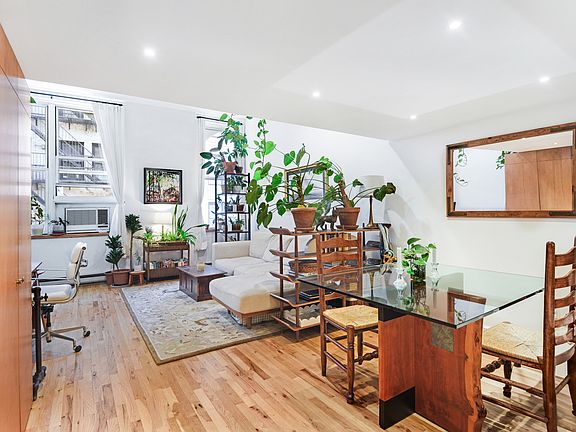 5th image of 23 Waverly Pl APT 5U