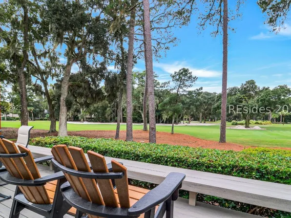 13 Fern Ct, Hilton Head Island, SC 29928