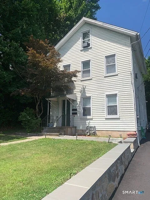 2 bed, 923 sqft, $2,500 — Photo 1