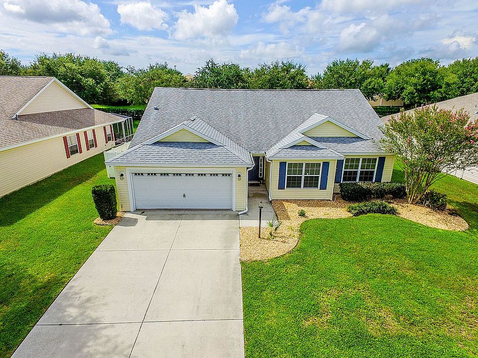 1st image of 12033 NE 51st Cir
