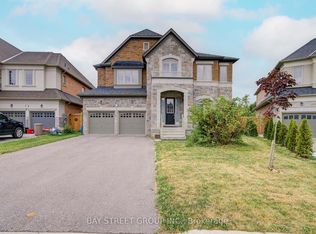 38 Brown Ct, Newmarket, ON L3Y 0C7