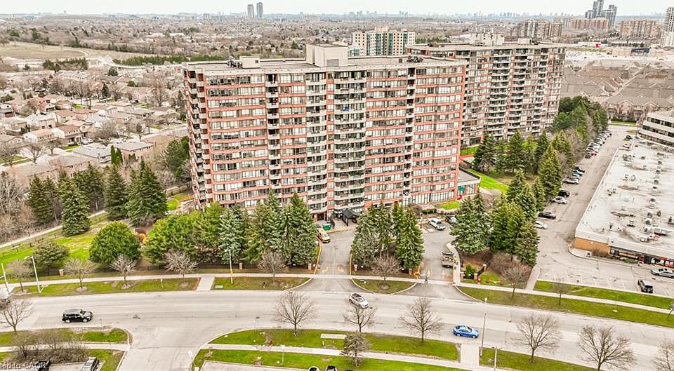 1st image of 33 Weldrick Rd E #209