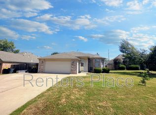 11705 S Forest Ct, Jenks, OK 74037