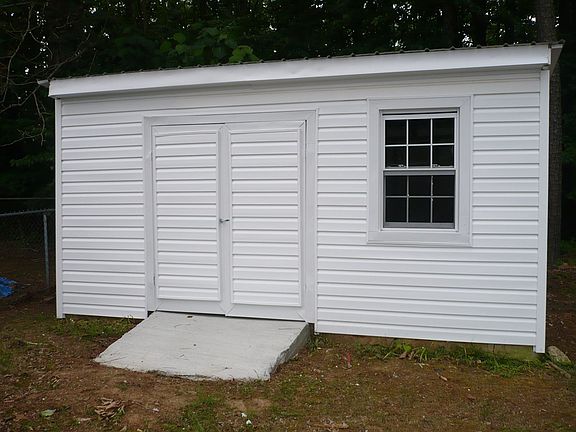 3rd image of 407 Vaden Dr
