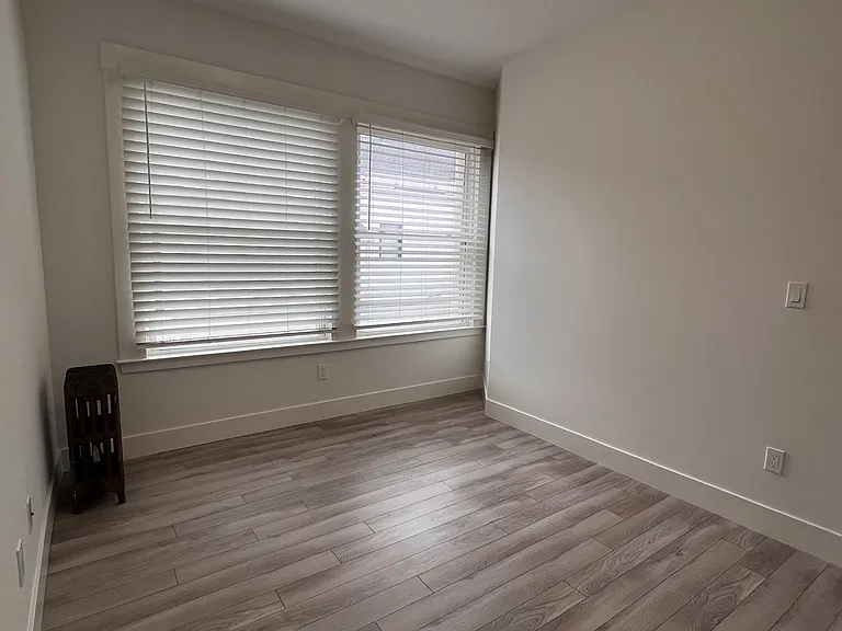 2280 Pine St #204 — Photo 5