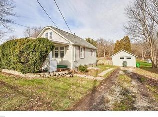 1879 Greensburg Rd, North Canton, OH