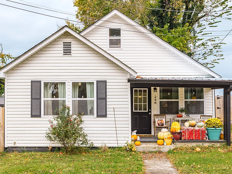 248 Morrison St — Photo 1