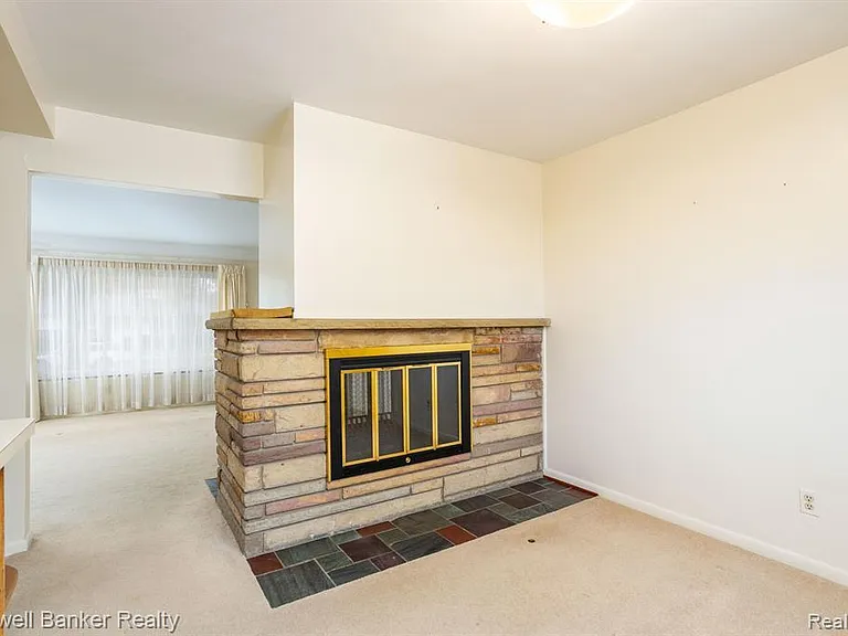 20571 Brooklawn Dr — Photo 7