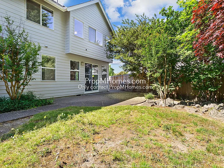 340 SW Delta Dr — Photo 30