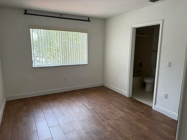 8330 SW 29th St #103 — Photo 13
