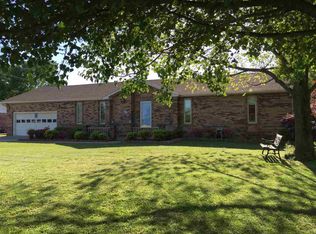19 Merlin Dr, Murray, KY 42071