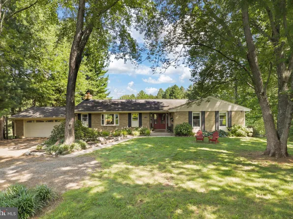 11700 Amkin Dr, Clifton, VA 20124