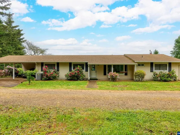10320 SE Hillview Dr, Amity, OR 97101