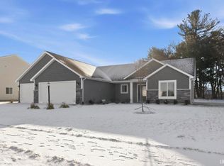 1439 Din Cv, Huntertown, IN 46748