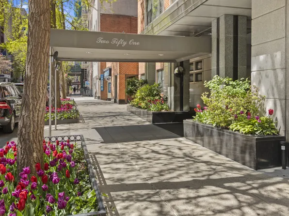 251 East 51st Street 17H image 13 of 13