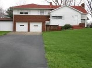 3278 McCleary Jacoby Rd, Cortland, OH 44410