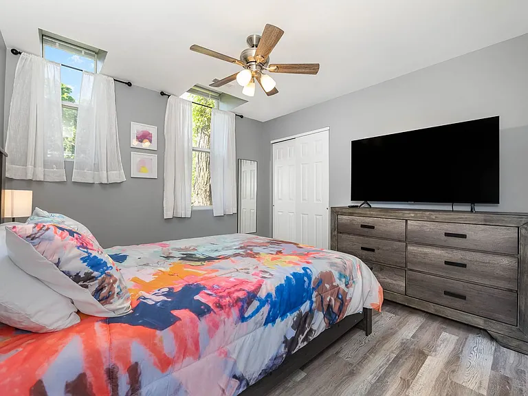 101 Crawford St #B-53641282 — Photo 19