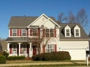 10012 Wyngate Ridge Dr, Raleigh, NC 27617