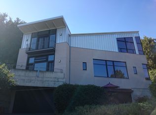 5711 64th Ave NE, Seattle, WA 98105